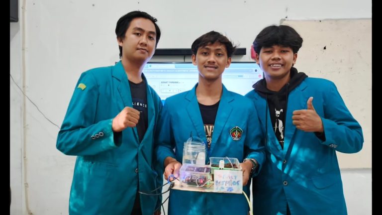 Mahasiswa Teknik Elektro UNISKA Kediri Sulap UAS Akuisisi Data Jadi Ajang Inovasi
